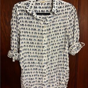 Woman’s White and Blue Bird Patterned Shirt